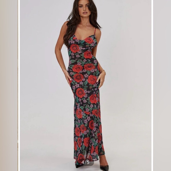 Commense Black Maxi Dress with Red Rose Floral Print - Picture 2 of 9